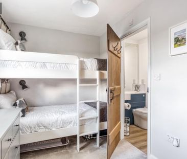 3 Bedroom Cottage - Photo 5