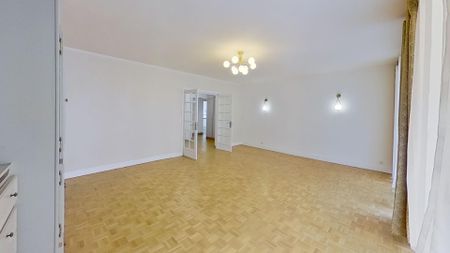 Location Appartement 4 pièces 110m² - Photo 3