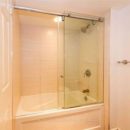 KING WEST JR 1 BED CONDO INCREDIBLE VALUE - Photo 4