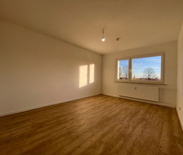 *Erstbezug nach Kernsanierung*Tageslichtbad*Balkon* - Photo 2