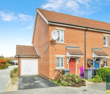 3, Castle Gardens, Ipswich - Photo 2