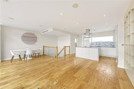 2 bedroom penthouse to rent - Photo 3