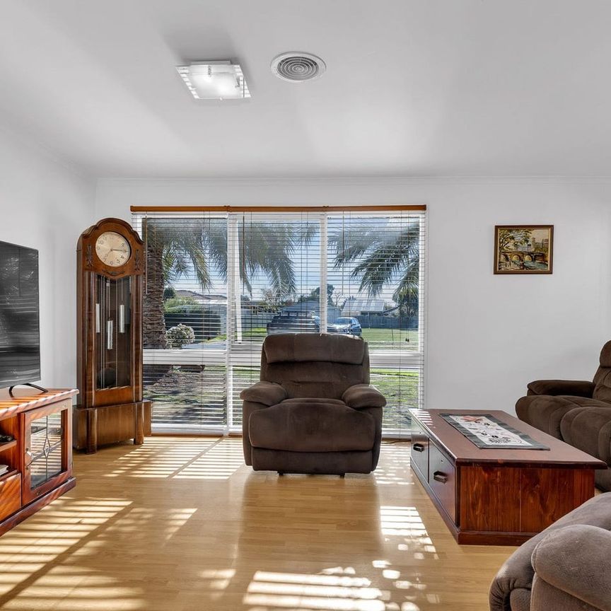 Split system in all areas, Mancave , Boat Parking - Photo 1