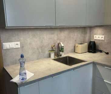 Pronájem bytu 1+kk • 28 m² bez realitkyPřístavní, Praha - Holešovice - Photo 2
