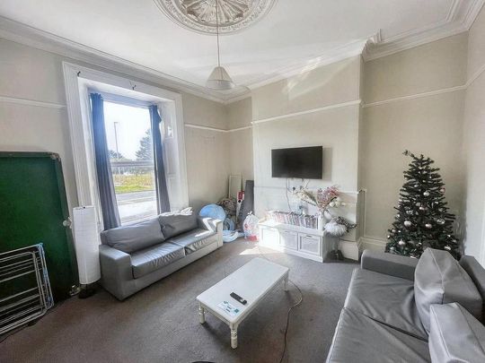 7 bedroom house to rent - Photo 1