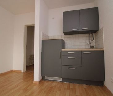 1-Zimmer mit moderner Einbauküche und Terrasse im Zentrum - Foto 6