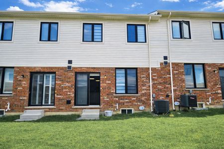 For Lease - 148 Aquasanta Crescent, Hamilton, Ontario - Photo 4