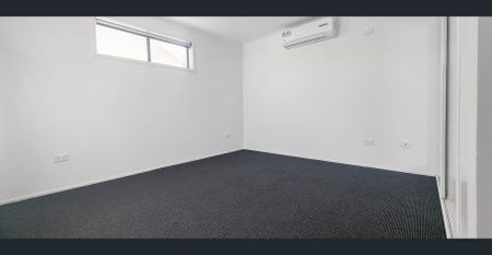 Modern living in an ideal location - Photo 2