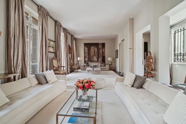 Location Maison de luxe Paris 16 8 Pièces 420 m² - Photo 1