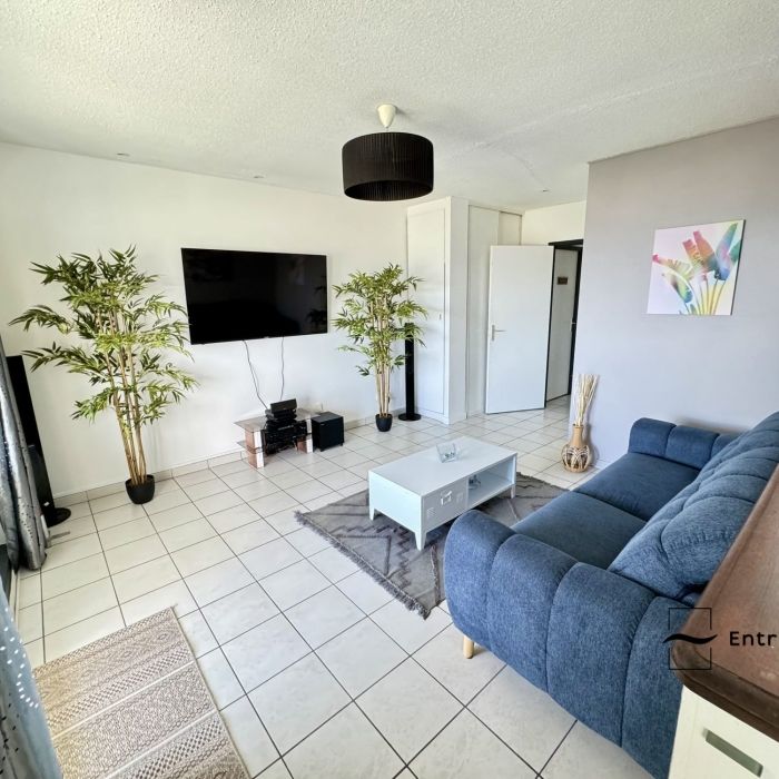 Location Appartement 57.00m² 2 pièces Fort de france - Photo 1