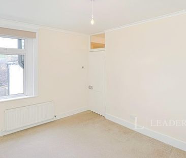 3 bedroom house to rent - Photo 3