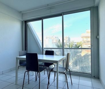 Location Appartement 2 pièces 46m² LA GRANDE MOTTE 34280 - Photo 4