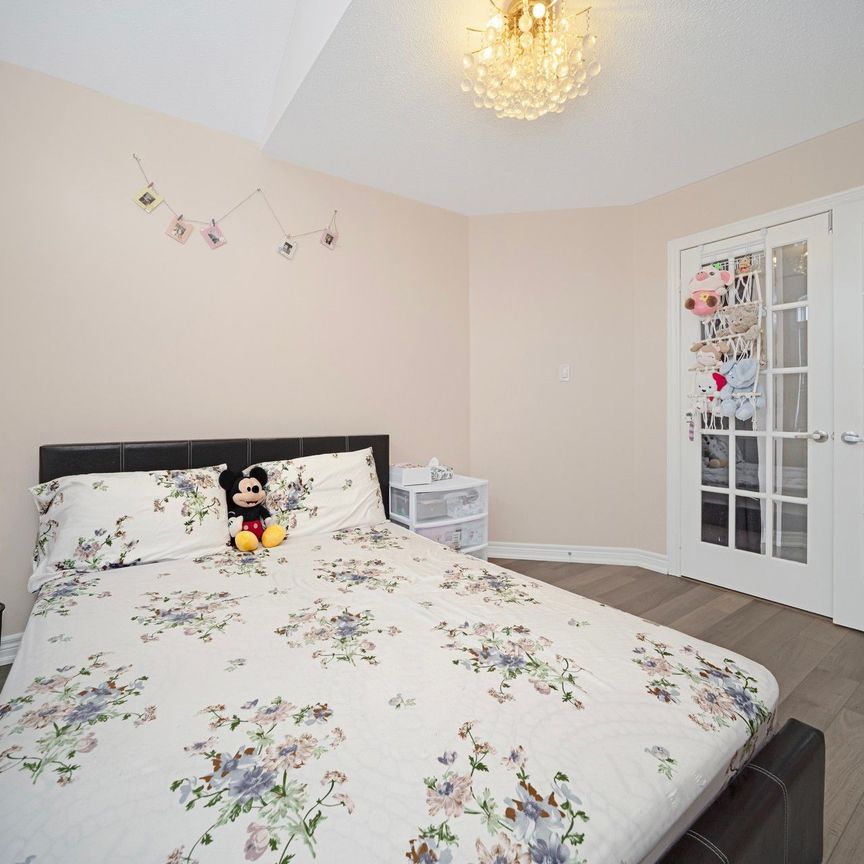 For Lease - 4 Fanning Trail, Brampton, Ontario - Photo 1