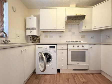 1 bedroom maisonette to rent - Photo 2