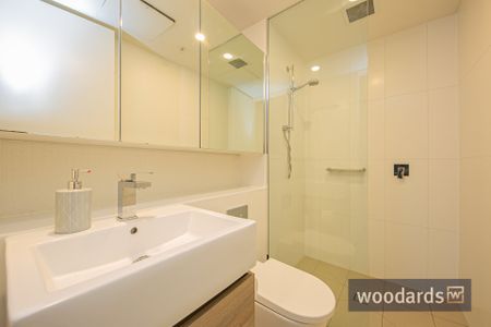 Sophisticated Urban Living in the Heart of Malvern East - Photo 4