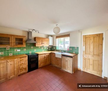 2 bedroom semi-detached house to rent - Photo 3