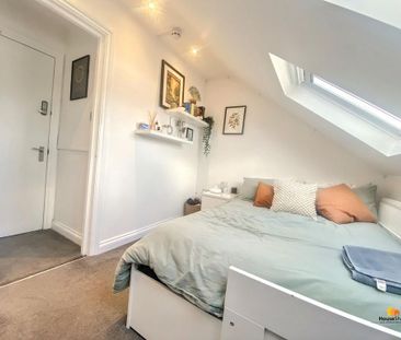 1 bedroom in a house share to rent - Photo 4