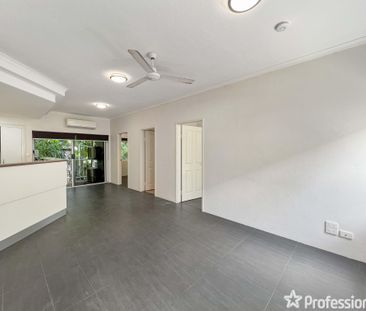 RENOVATED 1ST FLOOR 2 BEDROOM UNIT WITH PRIVATE BALCONY - NEAR SHOP... - Photo 6