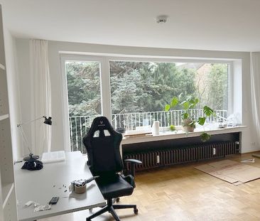 Zweizimmer – Sonnenbalkon- Einbauküche ! - Foto 2