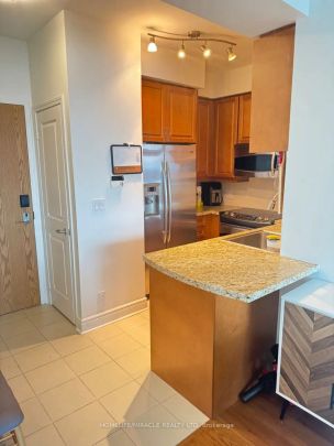 1900 Lakeshore Boulevard W #1509 - Photo 1