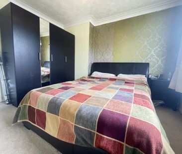 4 bedroom house to rent - Photo 3