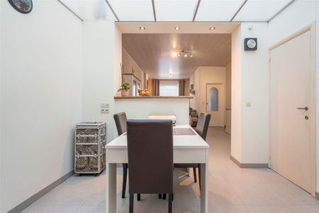 Huis met 2 garages - Photo 4