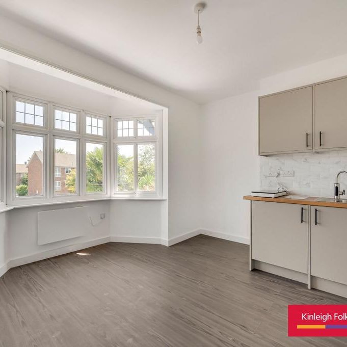Studio to rent - Photo 1