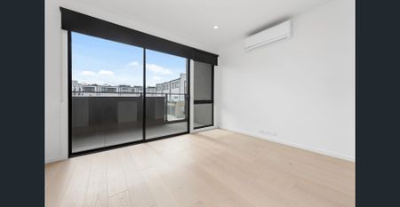 Brand new stunning, modern & elegant. - Photo 3