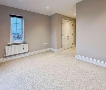 Meadow View, Redbourn, St Albans, AL3 - Photo 5