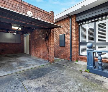 4/432 Buckley Street, Essendon West VIC 3040 - Photo 3