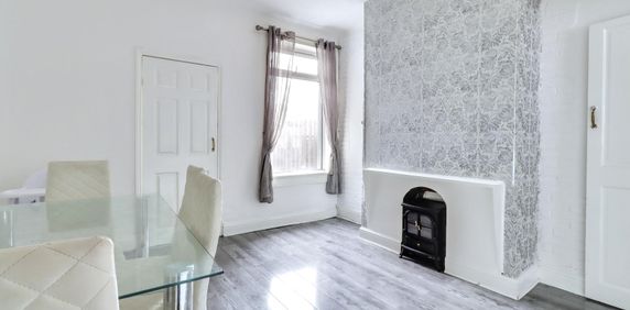 2 bedroom terraced house to rent - Photo 2