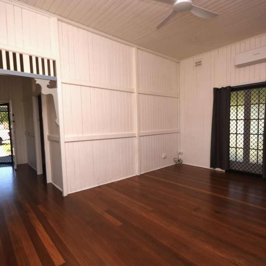 Large 4-Bedroom Home - Photo 1