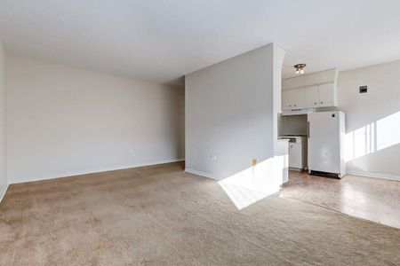 Renovated Suite - 2 Bedroom - Photo 2