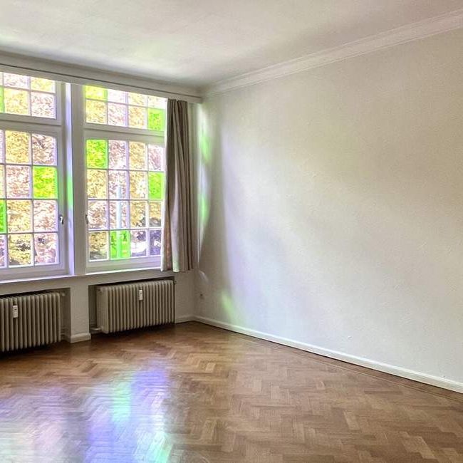 Appartement te huur in Etterbeek voor € 1.250 met 1 slaapkamer - Photo 1