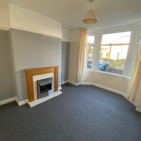 3 Bed Terraced House, Poitiers Road, CV3 - Photo 1