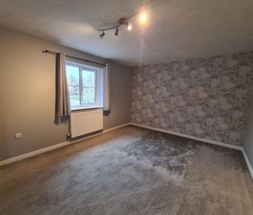 Kingfisher Drive, Harwich - Photo 3