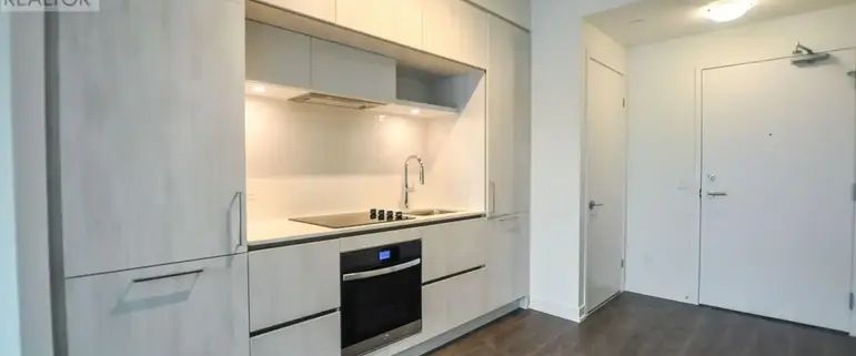 315 - 6 DAVID EYER DRIVE | 315 - 6 DAVID EYER DRIVE, Richmond Hill - Photo 1