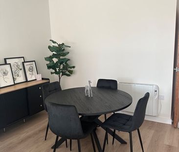 Room in a Shared Flat, Carver Street, B1 - Photo 1