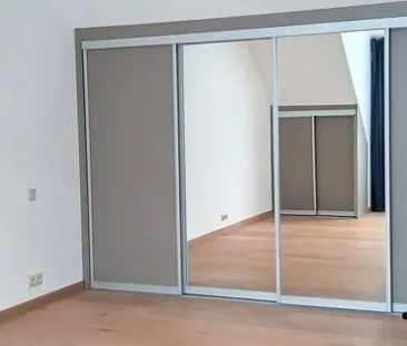 Aangenaam huis volledig gerenoveerd - Photo 1