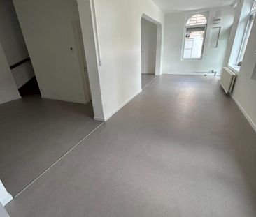 Location Maison 6 pièces 126m² BREBIERES 62117 - Photo 1