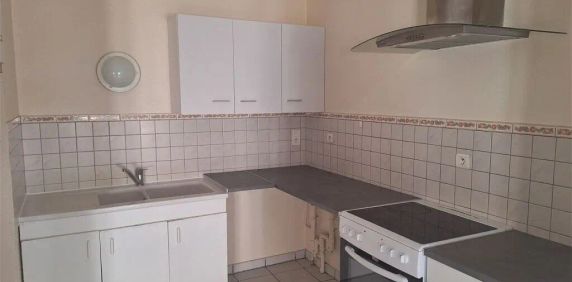 Location appartement 3 pièces - 69m² à Pont du chateau (63430) - Photo 2
