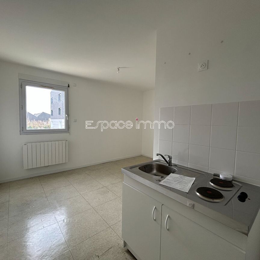 Location Appartement 1 pièce 25m² LE GRAND QUEVILLY 76120 - Photo 1