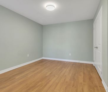 For Lease - 140 Cherryhurst Road, Oakville, Ontario - Photo 4