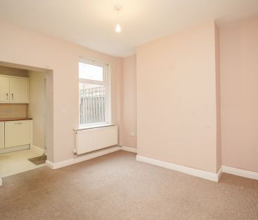 Bank Street, Chesterfield, S40 - Photo 1