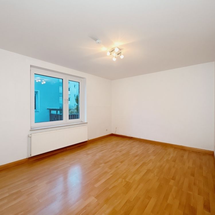 Gut geschnittene 2-Zimmer-Wohnung mit großer Wohnküche und viel Tageslicht - Photo 1