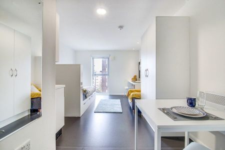 Studio to rent - Photo 5