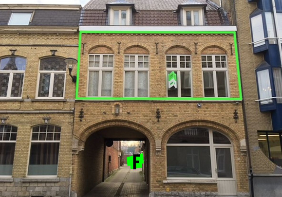 Appartement met 1 slaapkamer te huur in hartje Ieper - Photo 1