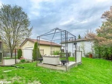 For Lease - 2267 25th Side Road, Innisfil, Ontario - Photo 4