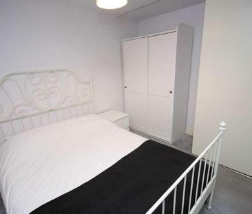 Chimney Pot Park, Salford, M6 - Photo 3