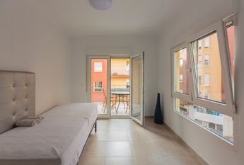 Fully renovated apartment for rent with 3 bedrooms in Denia